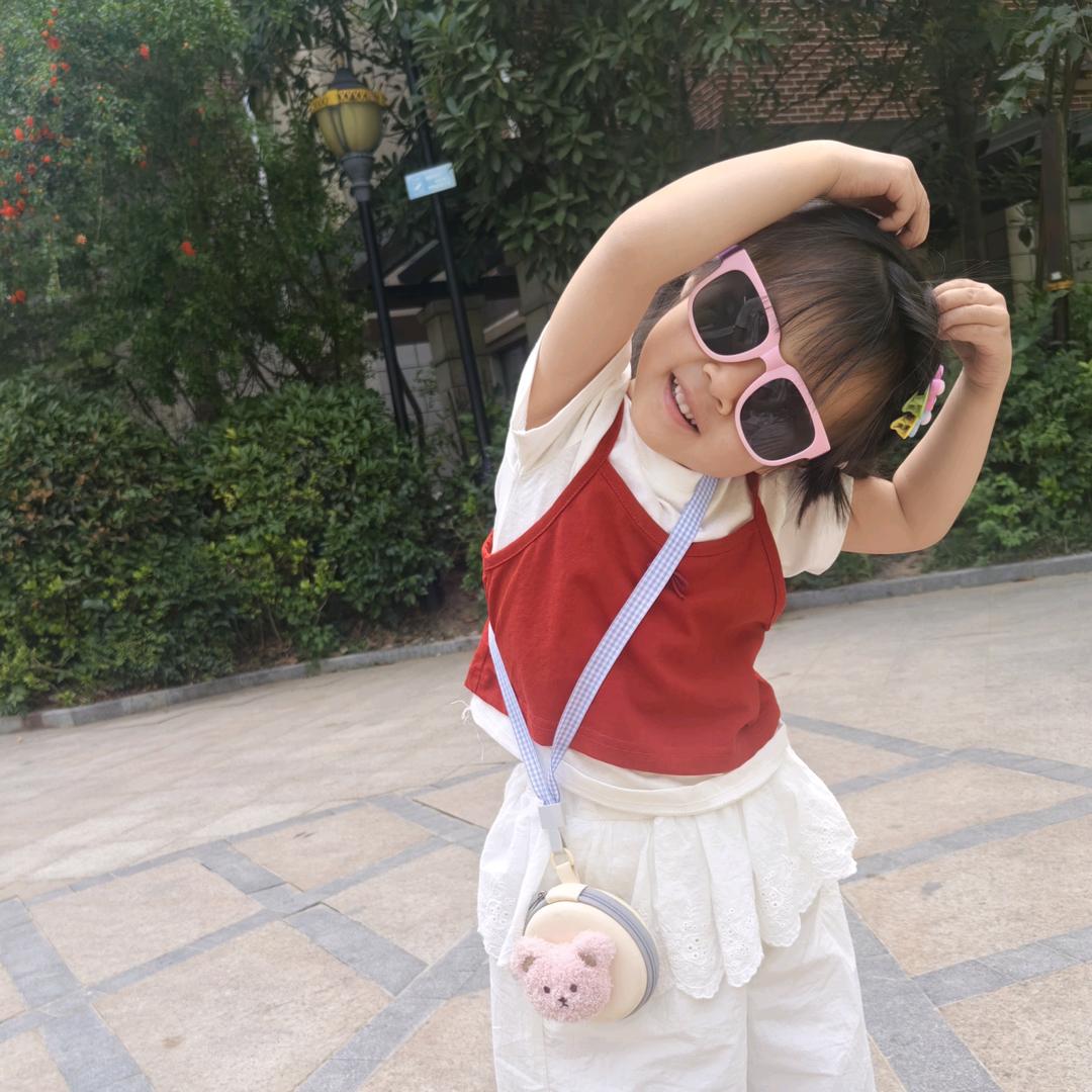 李家小妮
