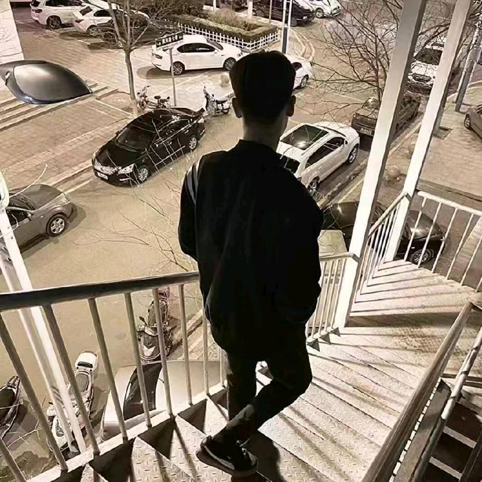 混过社会卖过萌