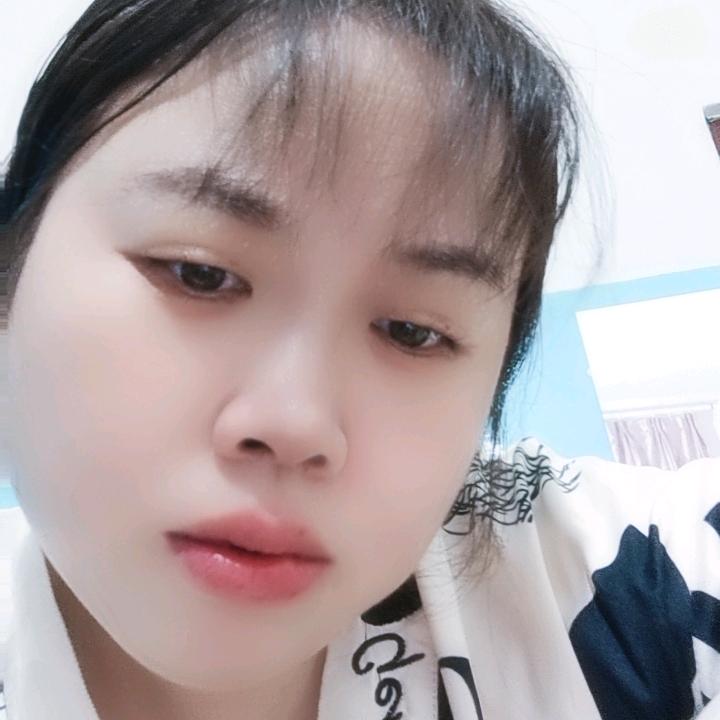 英子