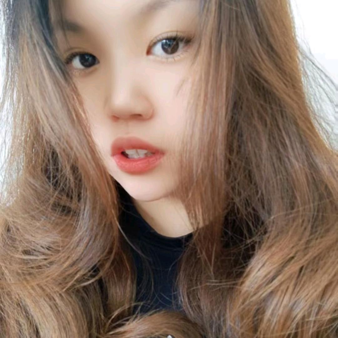 燕燕小可爱丶