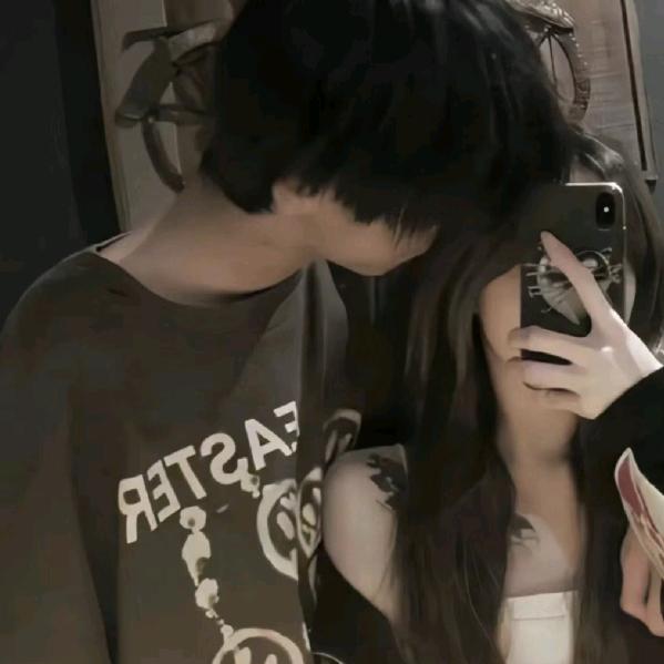 仙桃.爱吃糖🍭