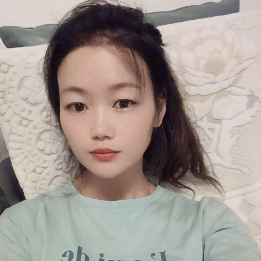 茵  子