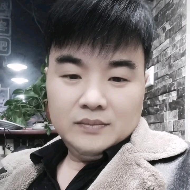 头发乱了官方号