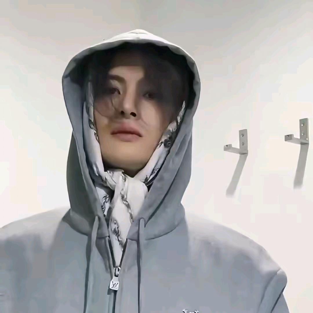 y。