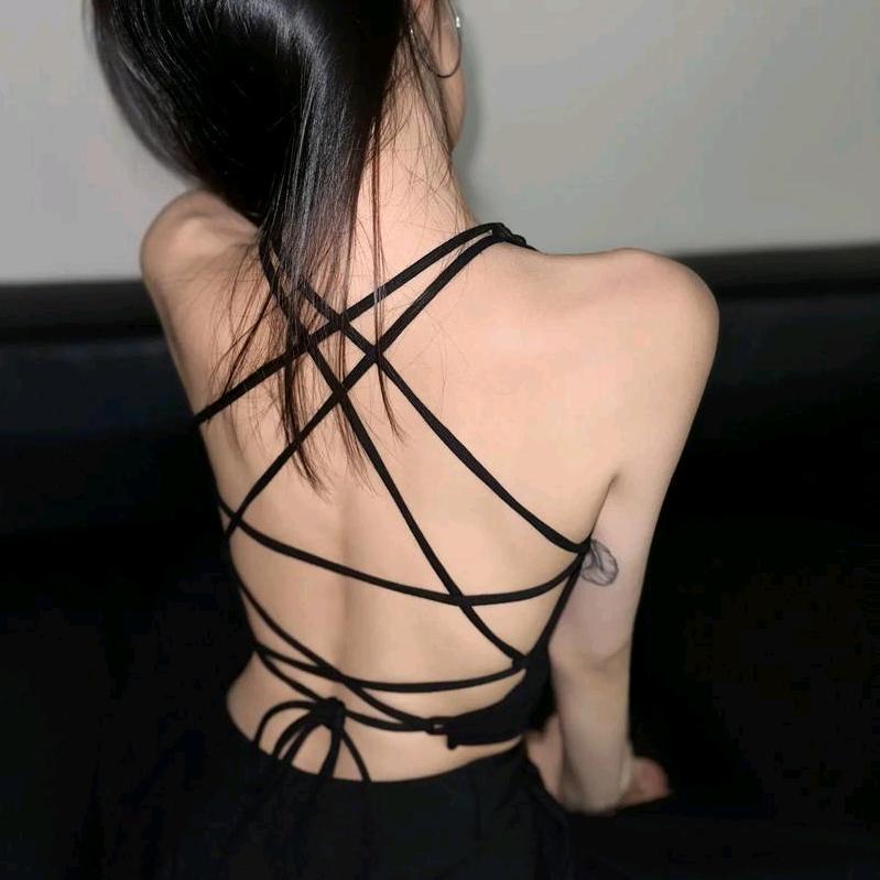 精致妈妈白月光女孩