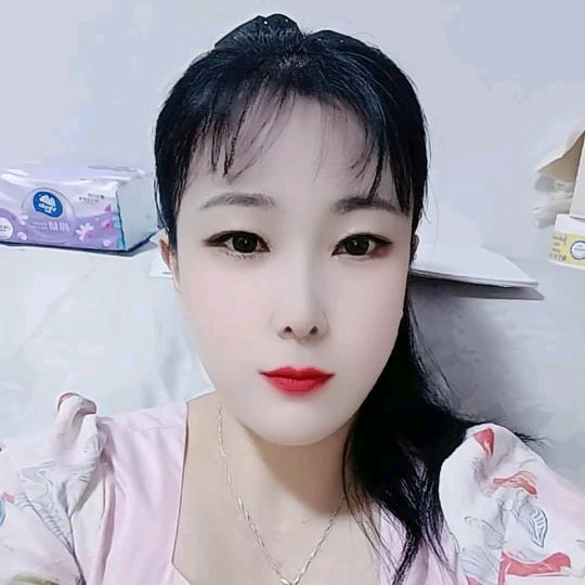三妮    (评论走心，点赞真诚是本人)