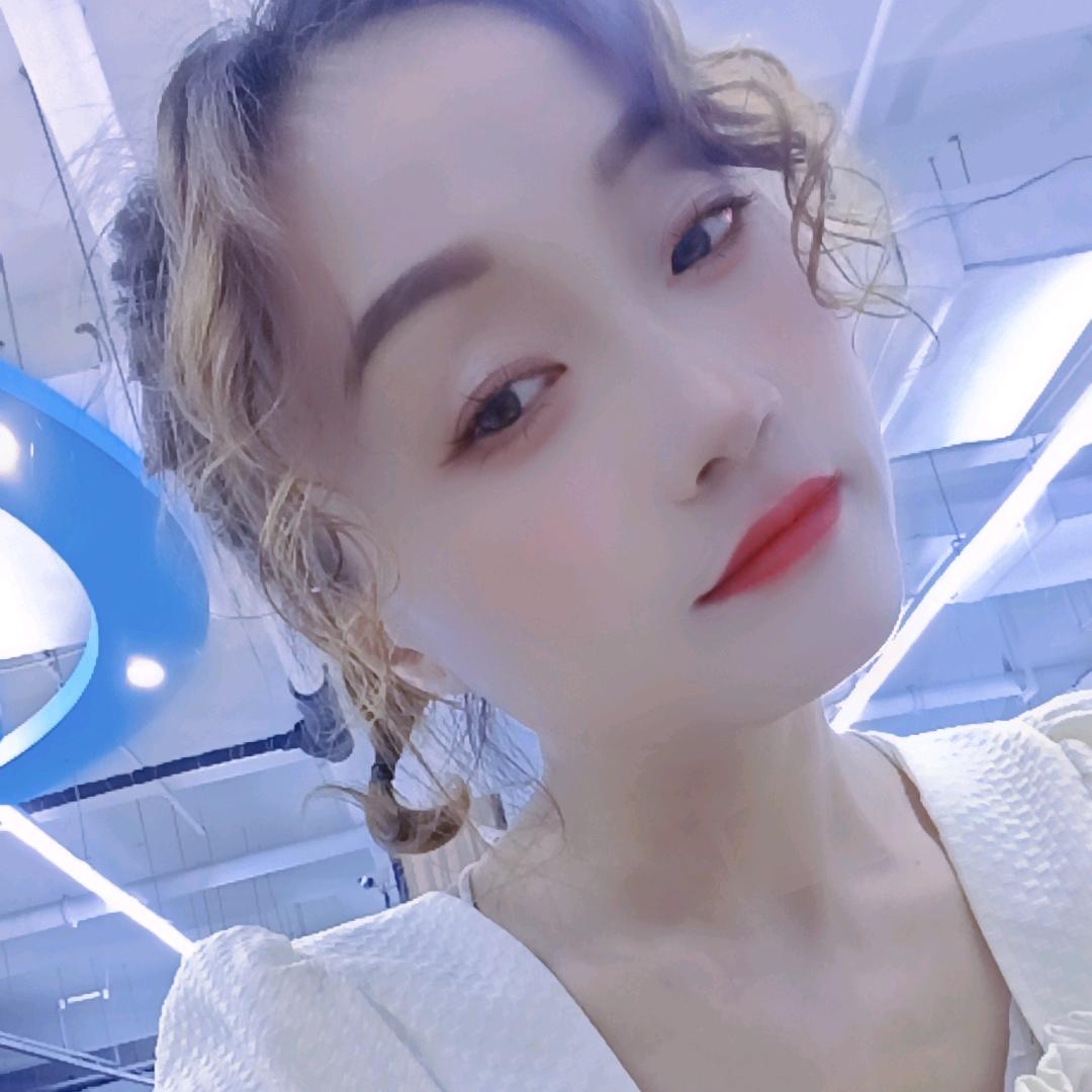 铿锵玫瑰🌹