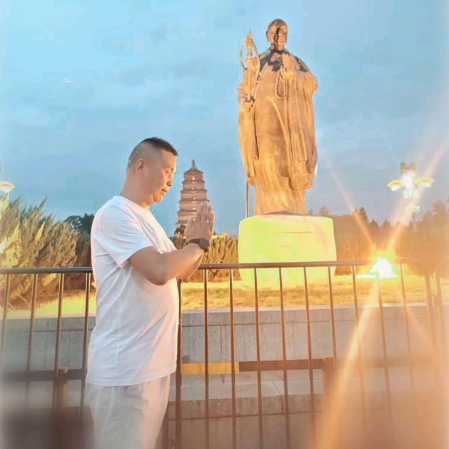 红红🇨🇳☞橱窗☜