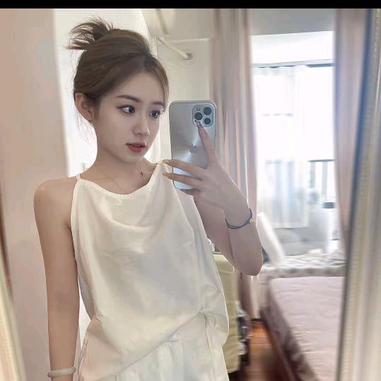 莹莹