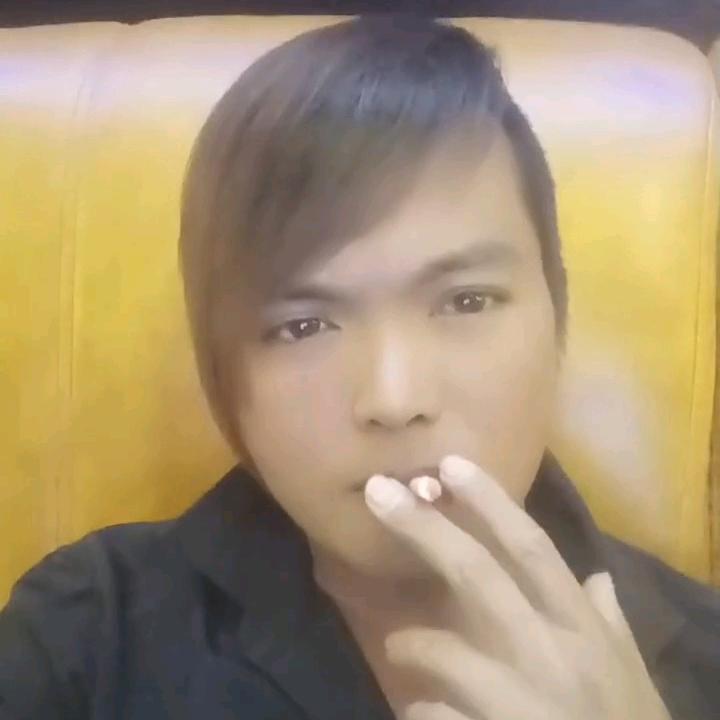 单身的狼。