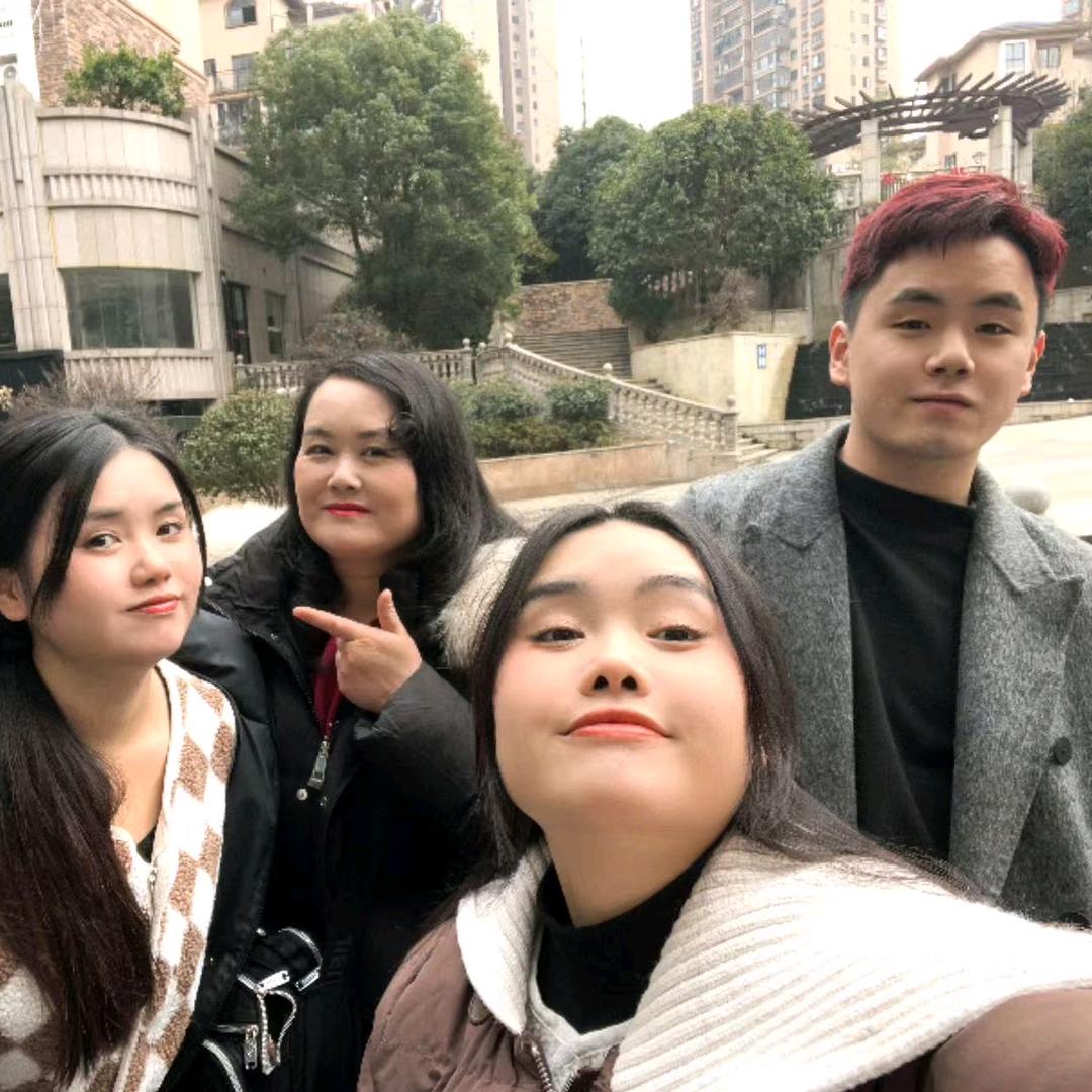 马大姐喜欢山歌