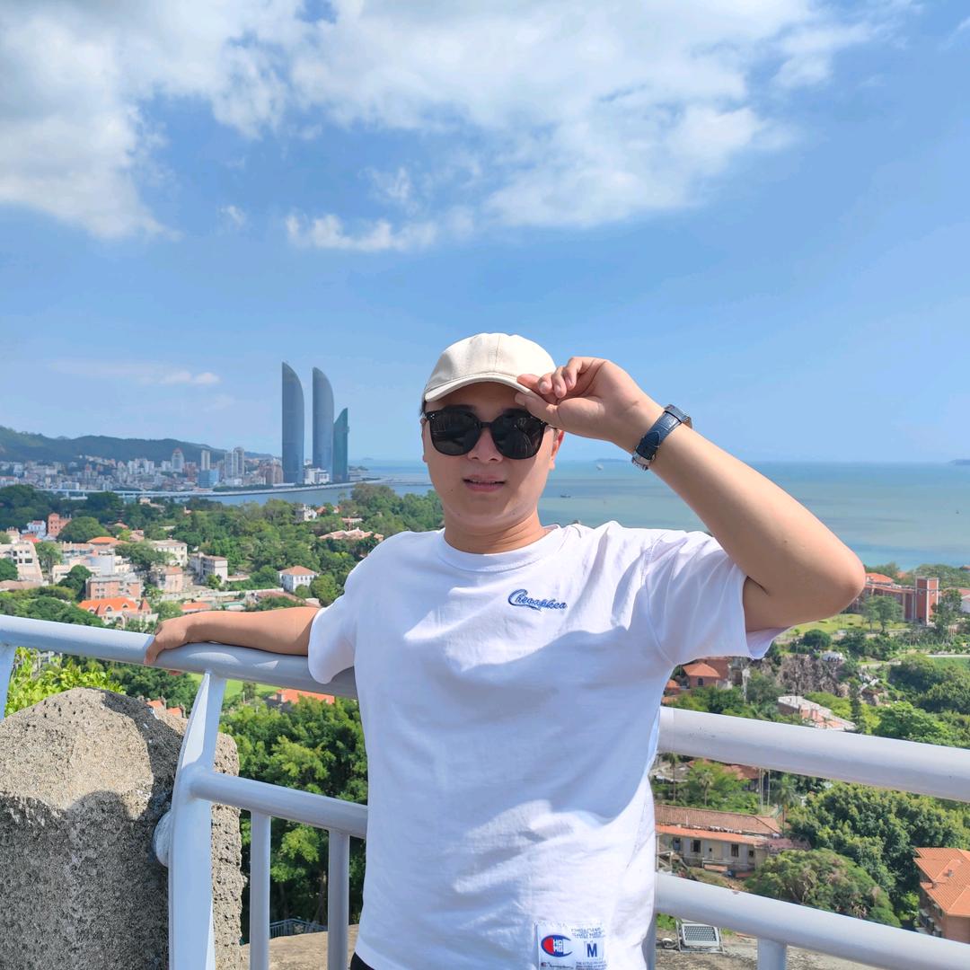 小陈同学👨‍🎓