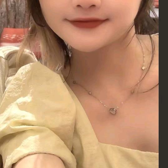不太聪明的小姐姐