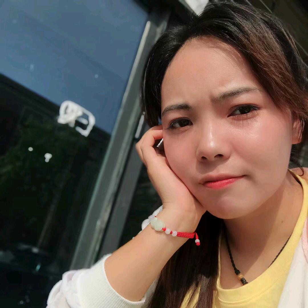 黄三妹（养蚕人）