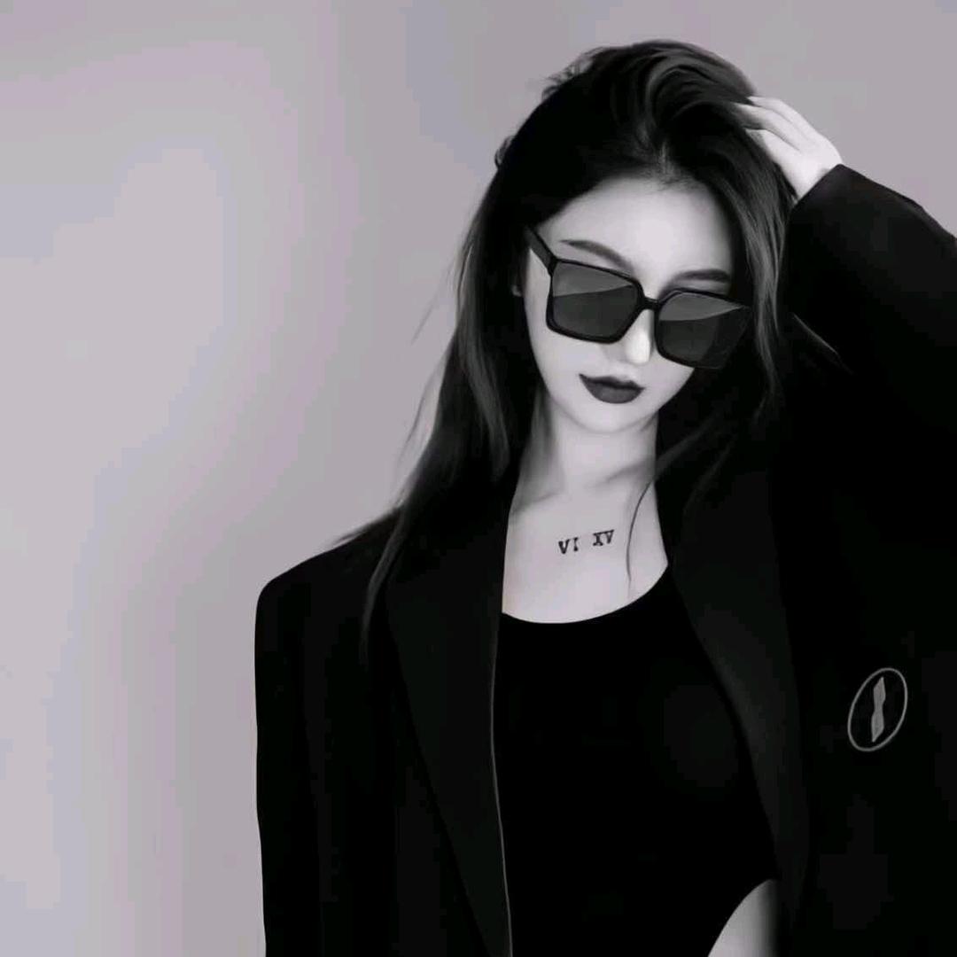 ℒ
