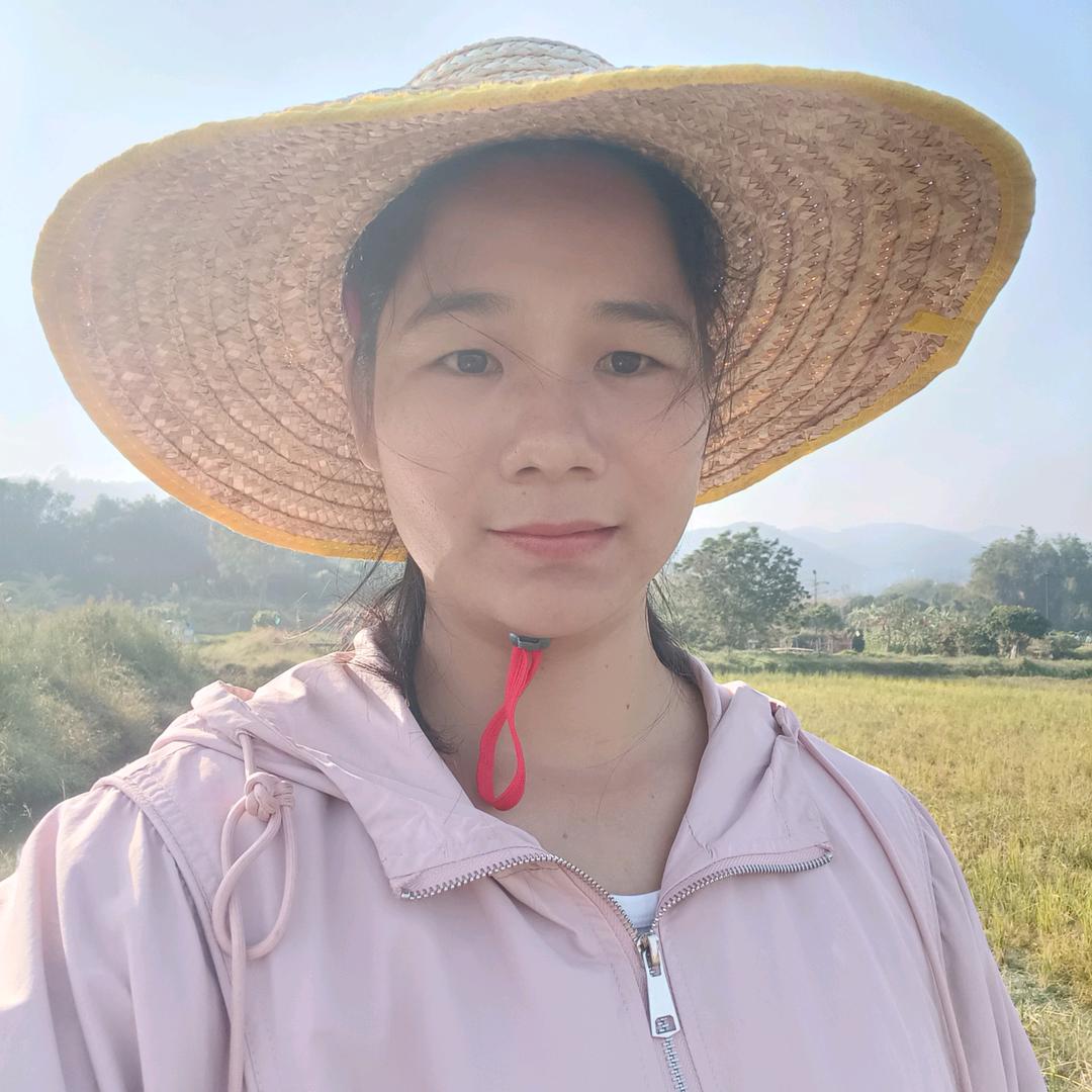 罗丽