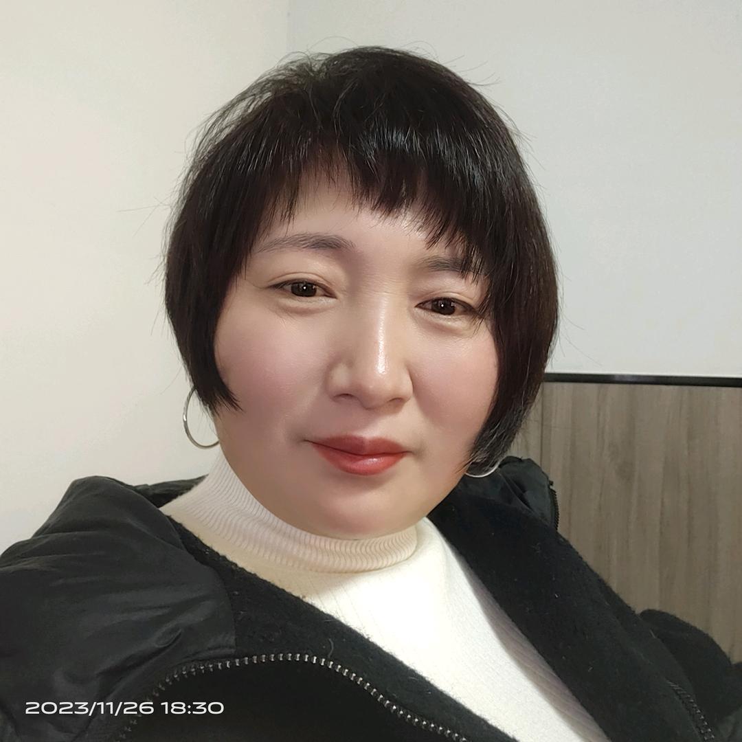 单只小蝴蝶