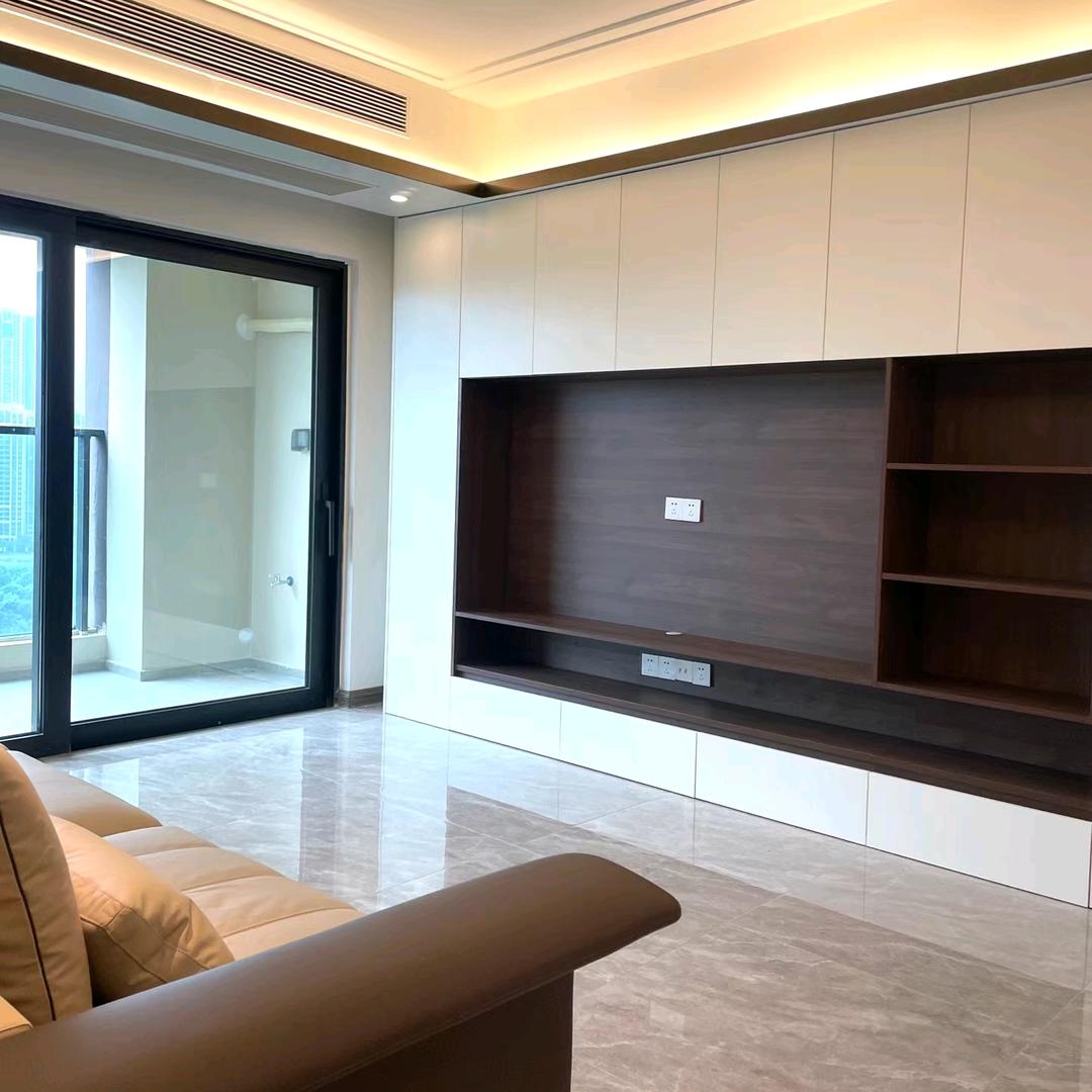 一个做柜子的工厂