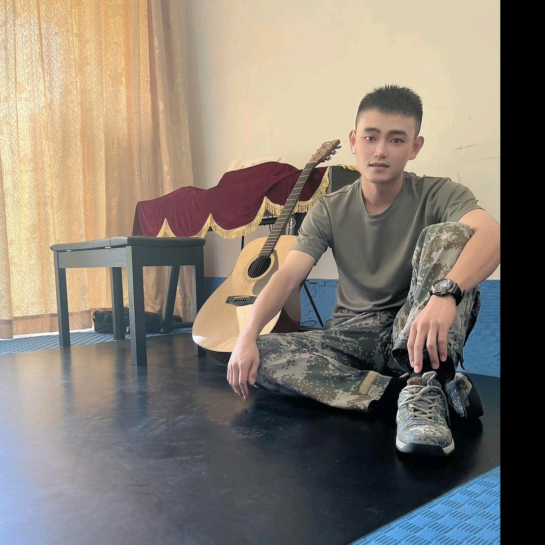 小张教官