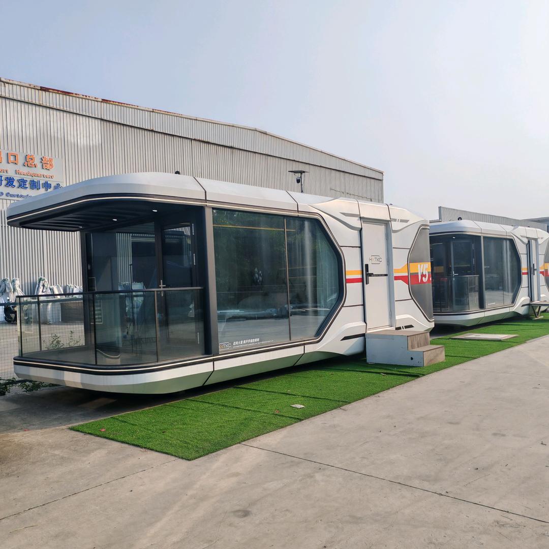 HXTKC火星太空舱-周女士