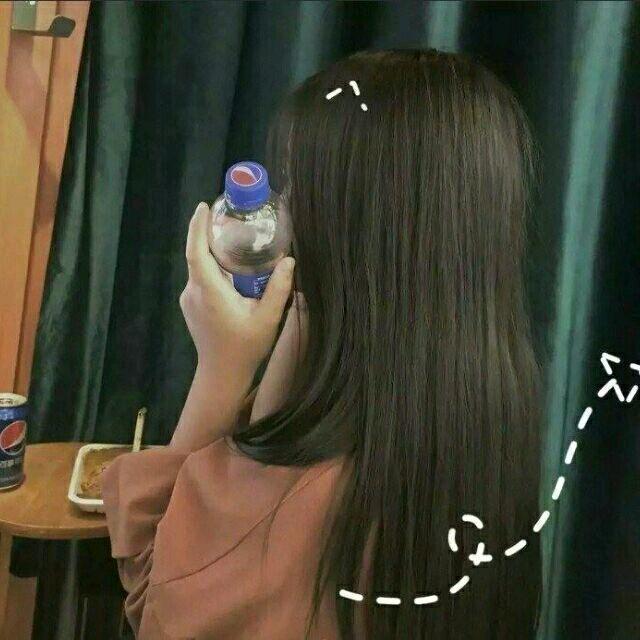 霖莫.