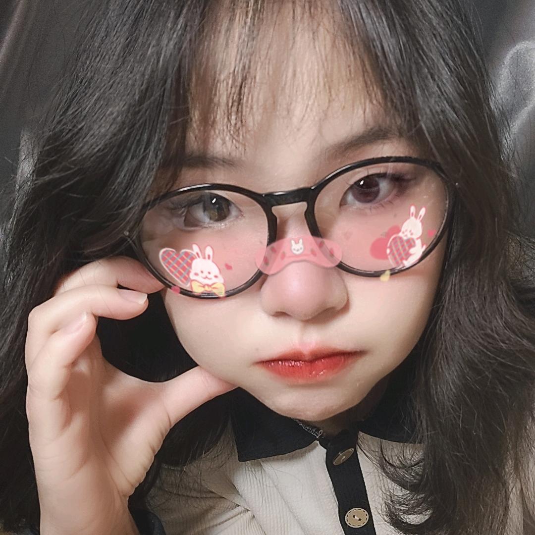 一只幸运的小柠檬🍋