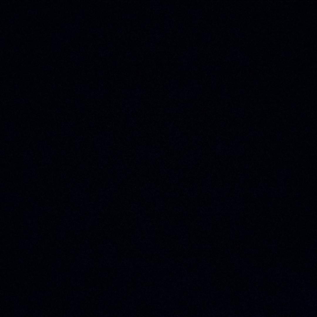 ✘