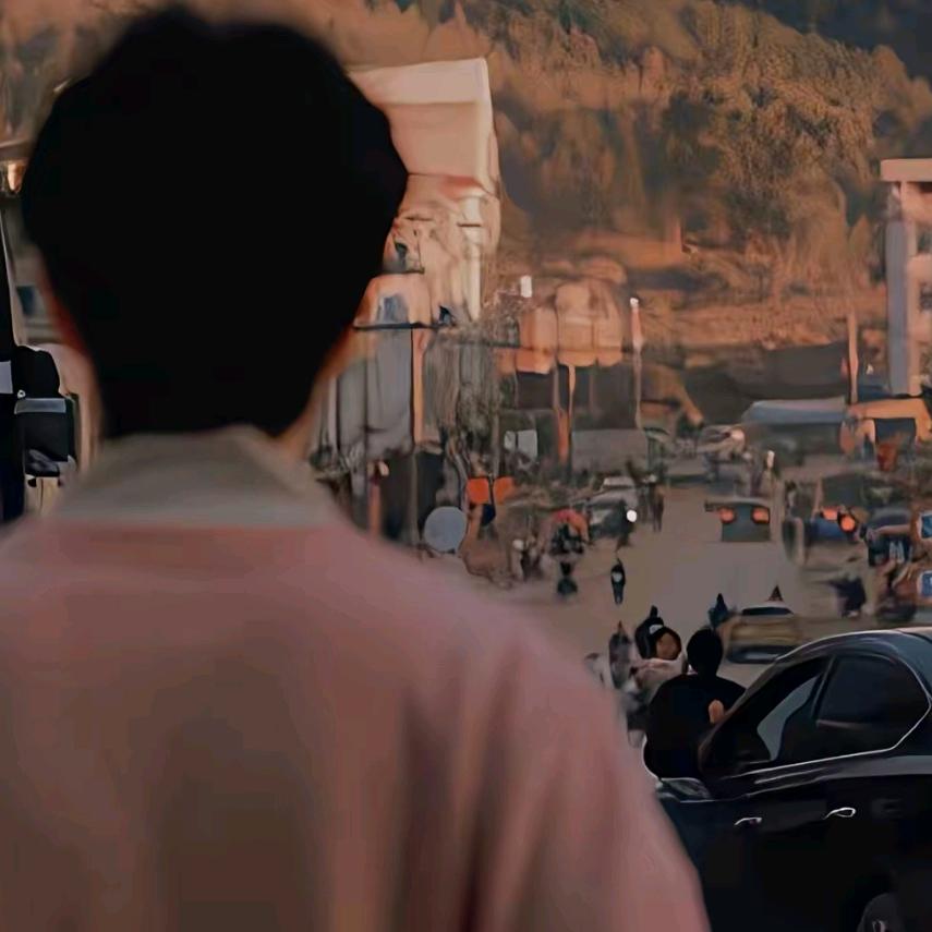 长的太帅被美女追了十条街