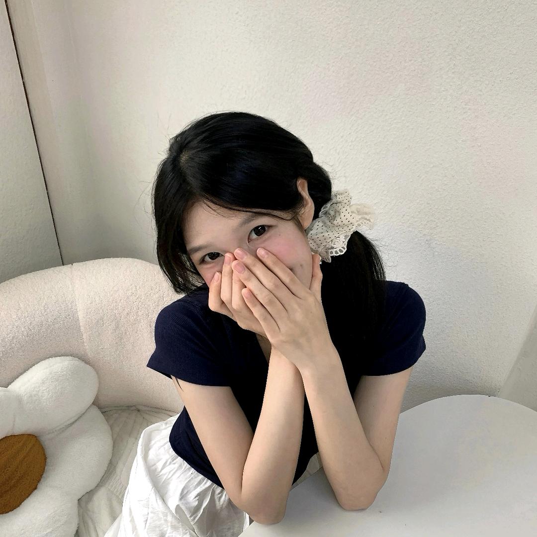 一颗梨栗🌾头像