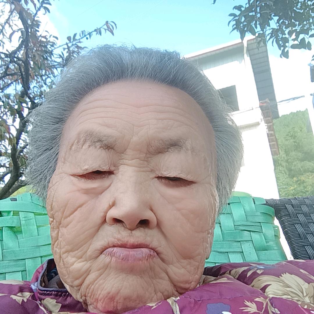 邓紫棋盘山邓紫棋