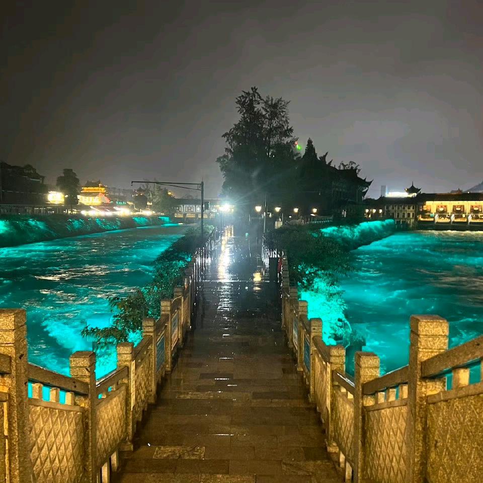 努力的鹏鹏