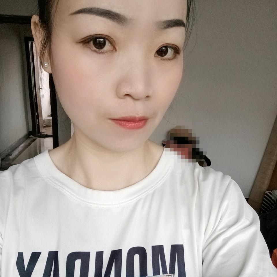 邓秀林