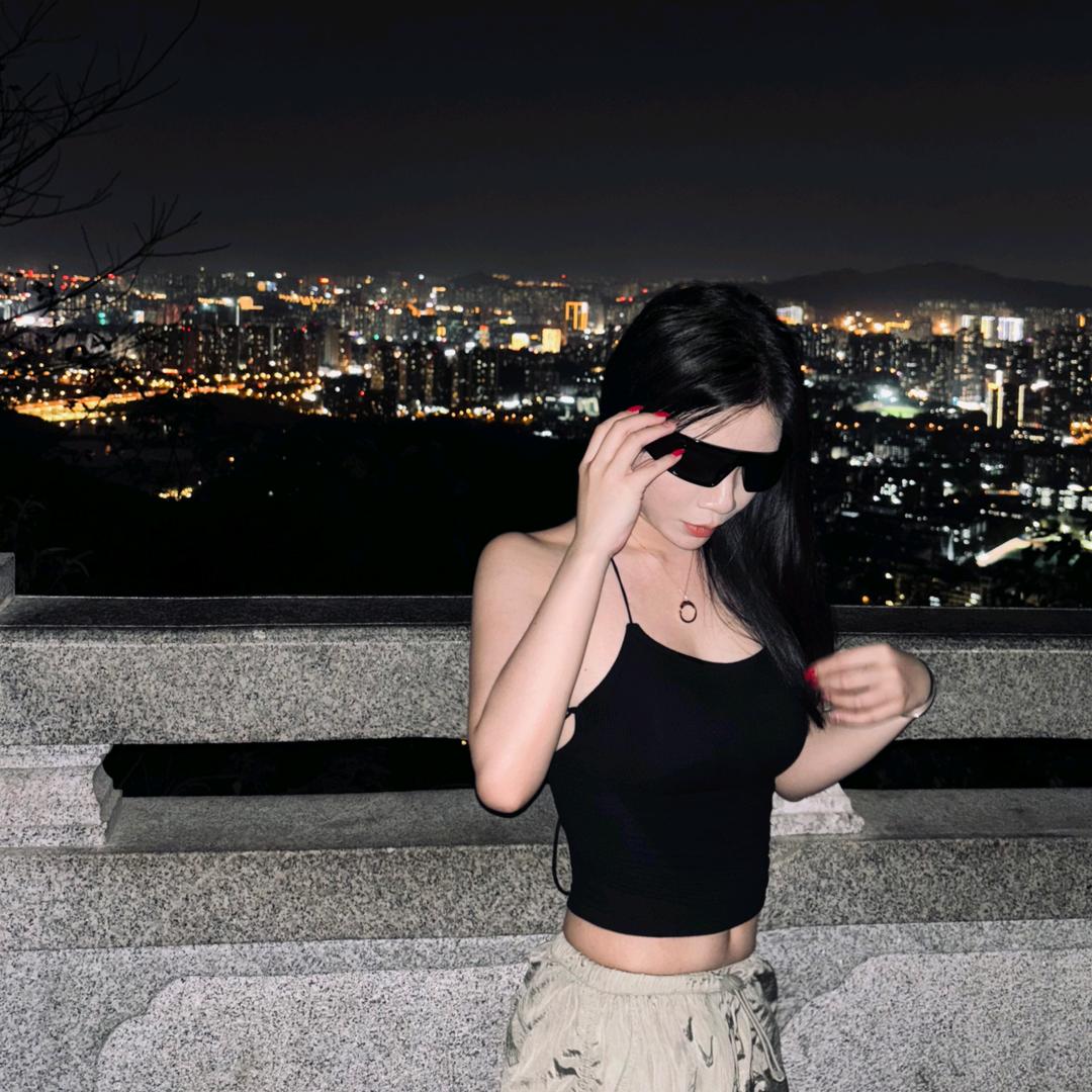 叫我歪歪yyyyy😎