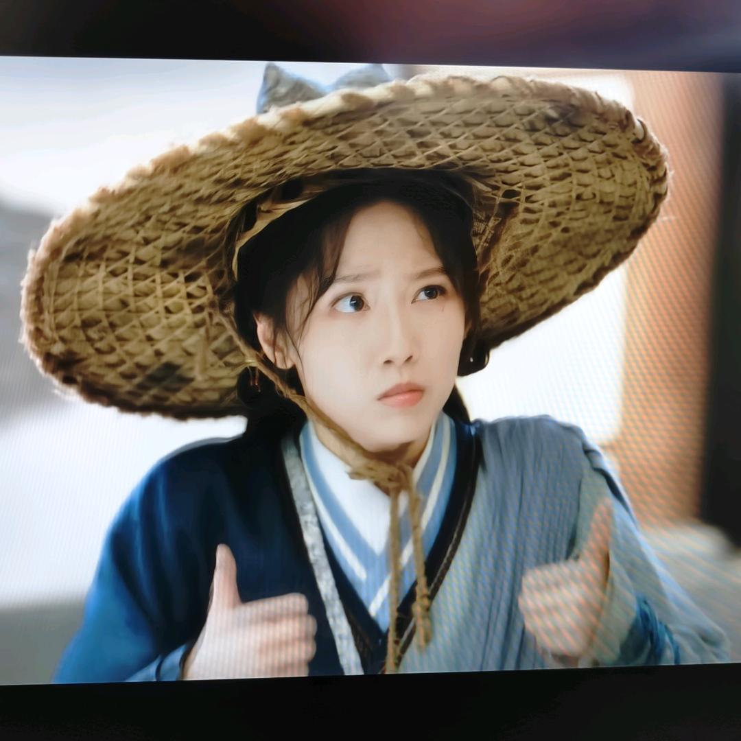 慕糖蜜枣（剪残头发版）