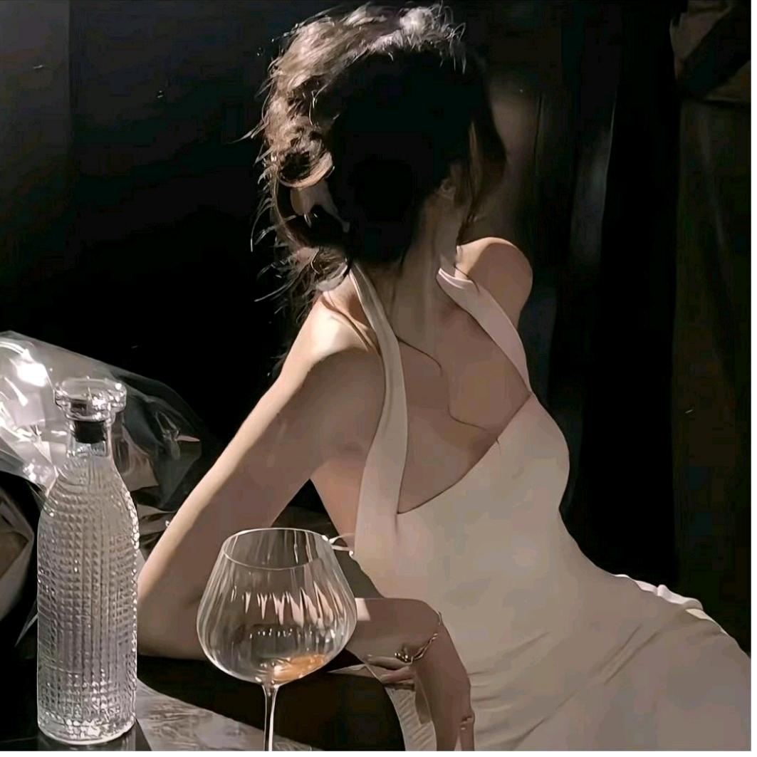 小妮（568）晚上八点半开播