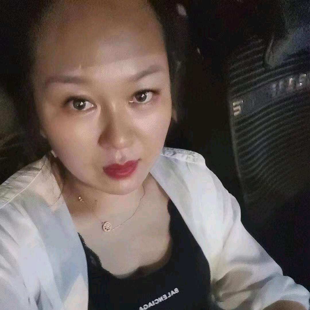 包子老板娘