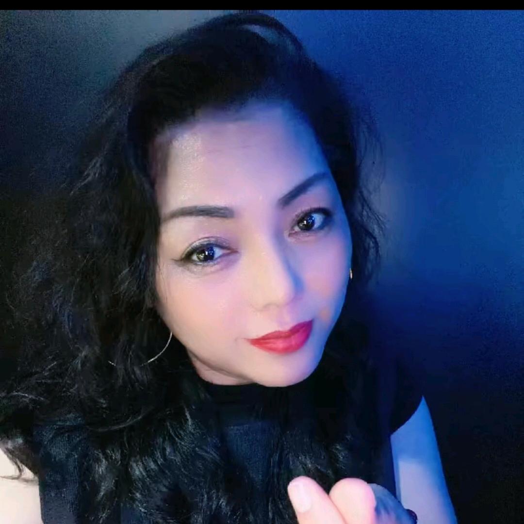 🌸🌸开朗大方的红姐