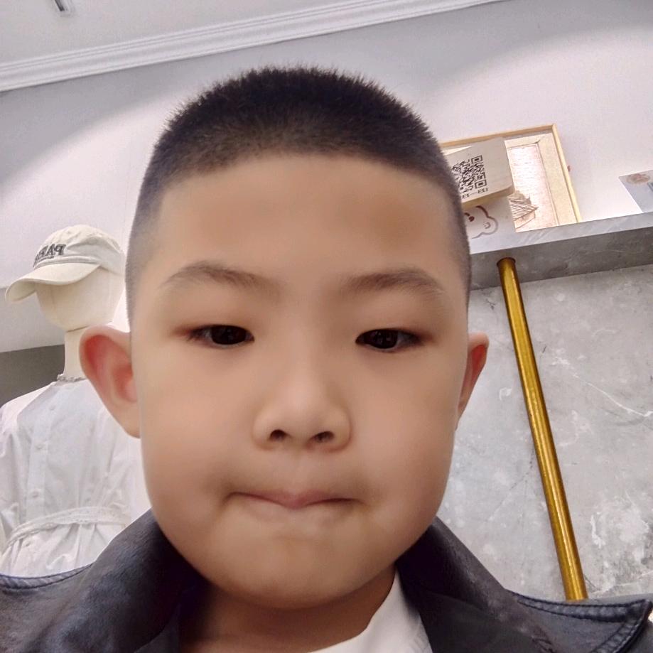 舒兰（搞笑主播 李家硕小号）