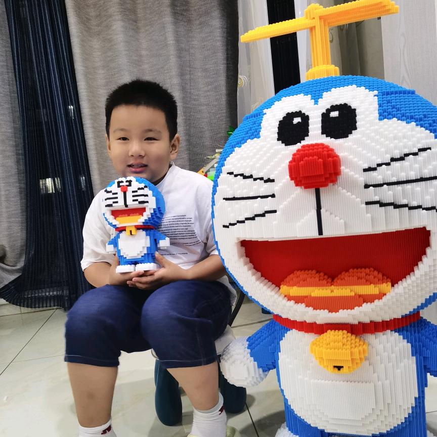 Qin👨‍👩‍👦‍👦