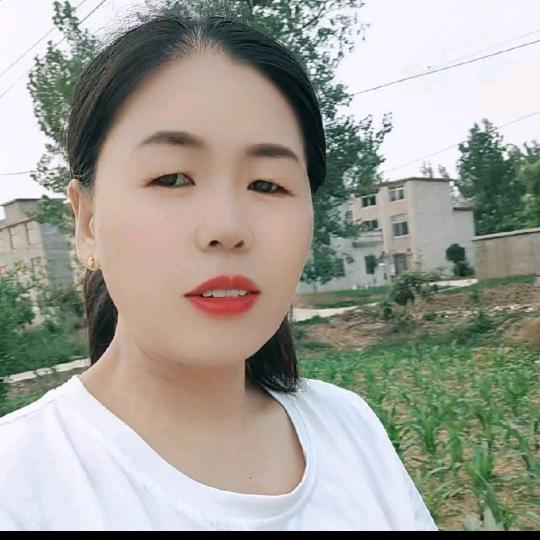 李芳姐小号大号晚上7：20直播