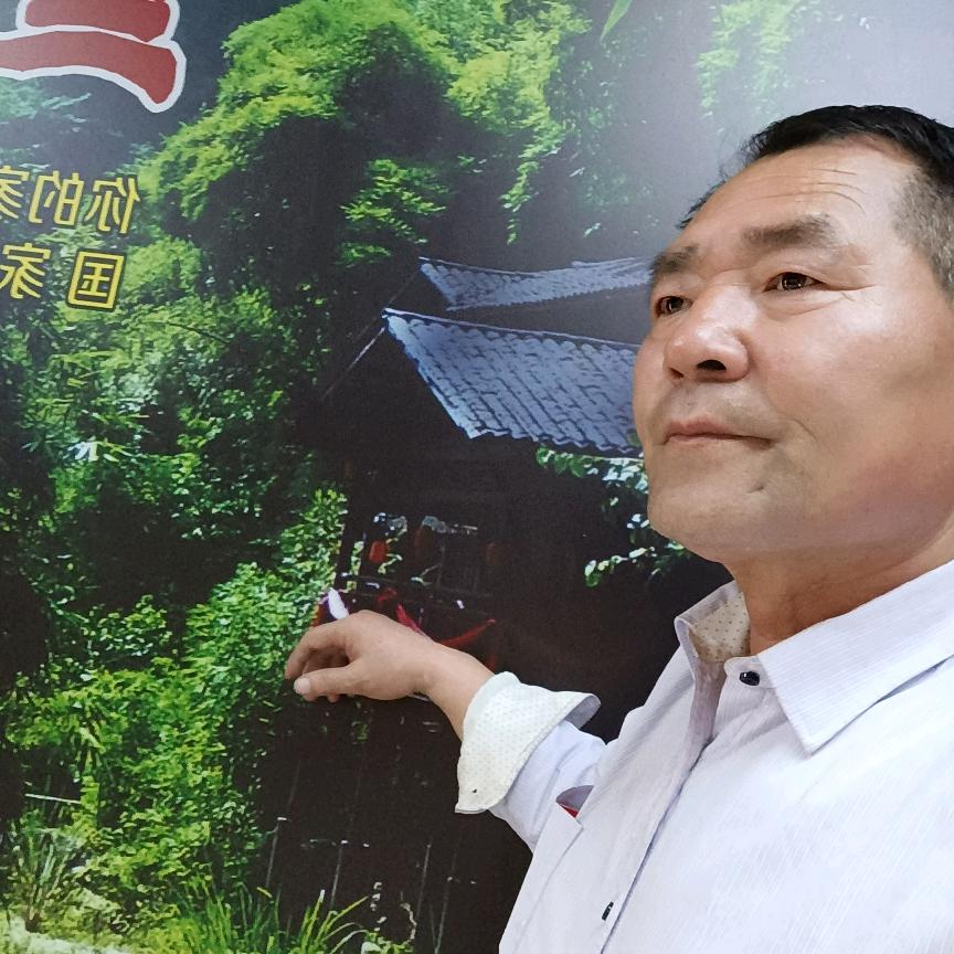 罗阳诚信房屋中介郭1933705930