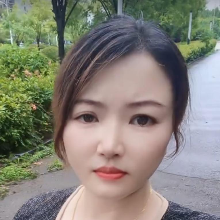 王秀梅（单身离异）