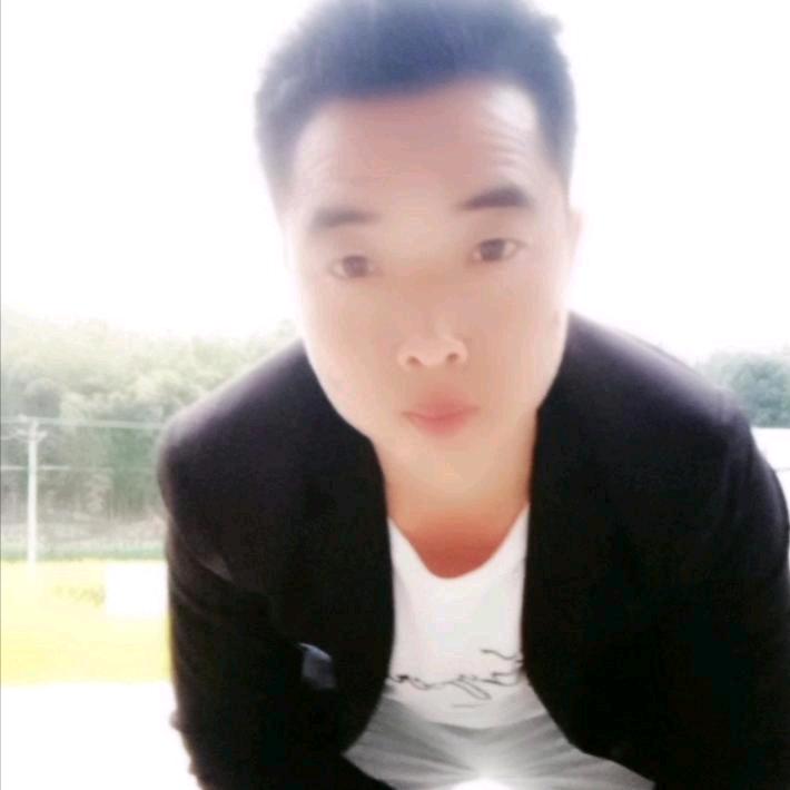 郎子有意，婊子无情