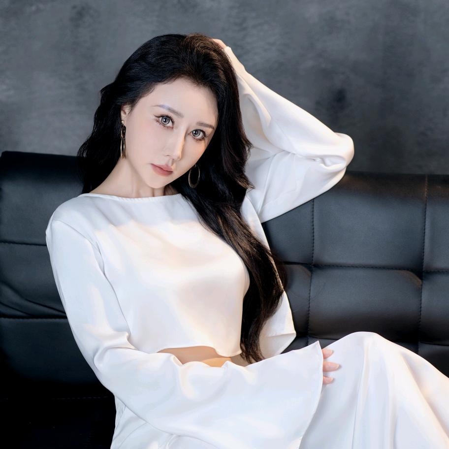 麻花小爱