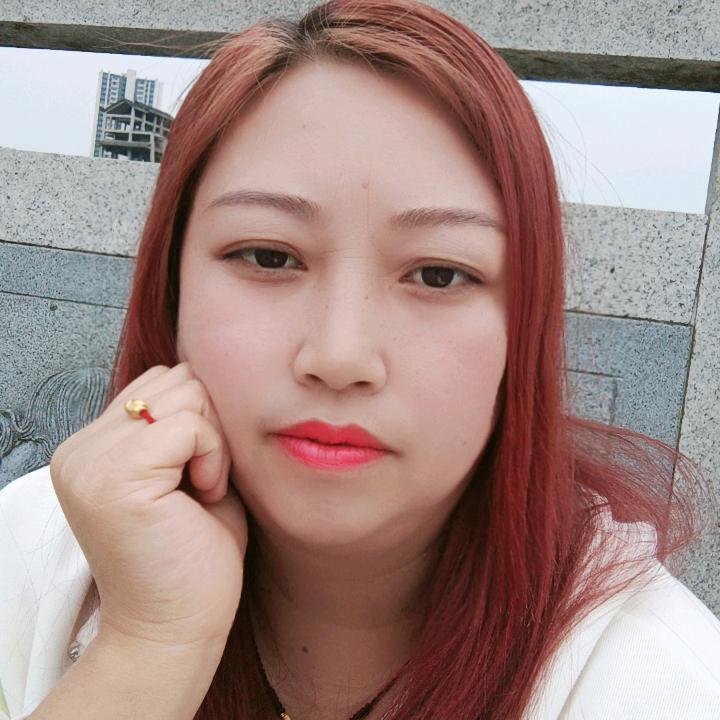 快乐的大脸妹🌹🌹🌹🌹🌹
