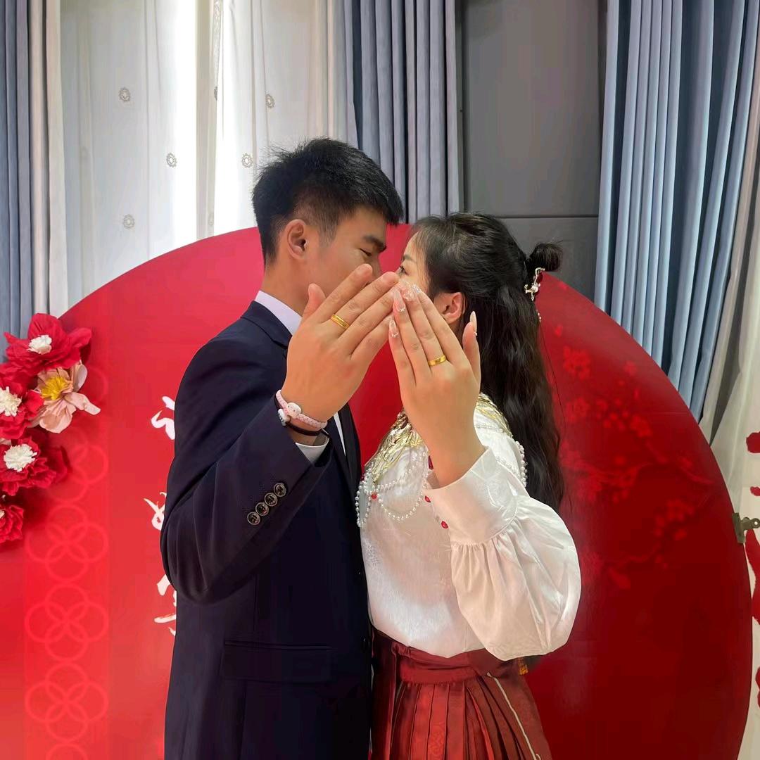 LRJ小脚丫袜子店