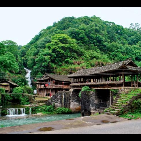 牛城旅游小张
