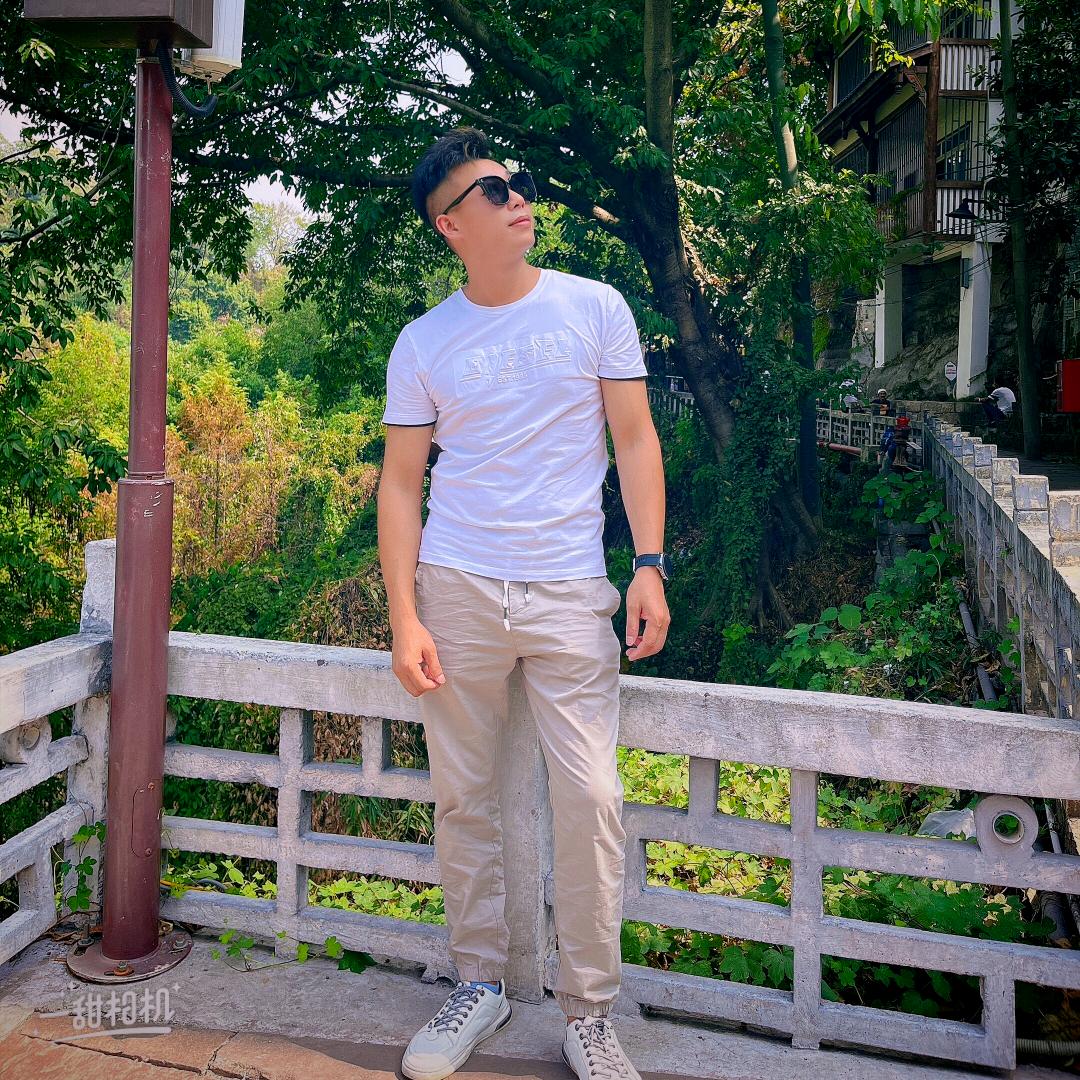 か没穿℡裤儿...