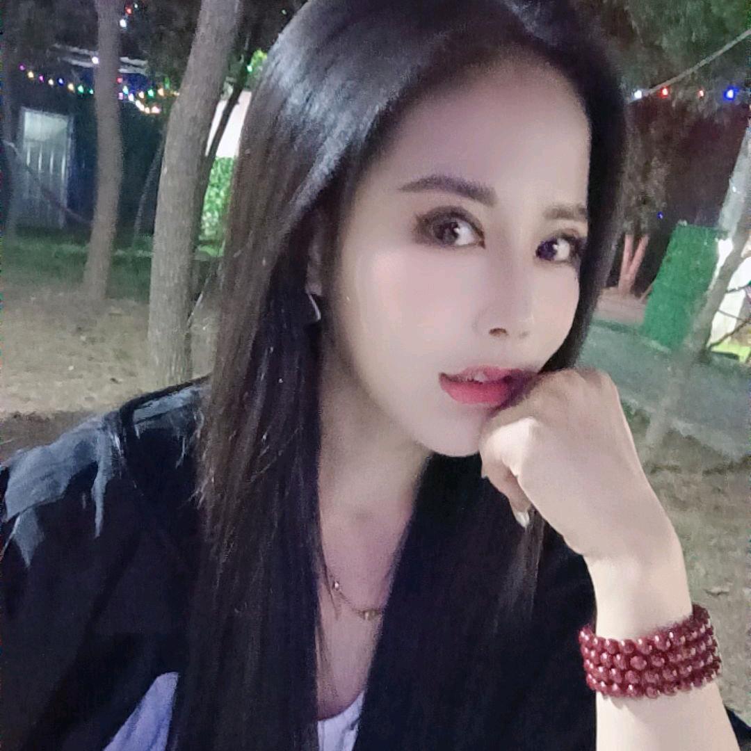 边逗（他老婶子）