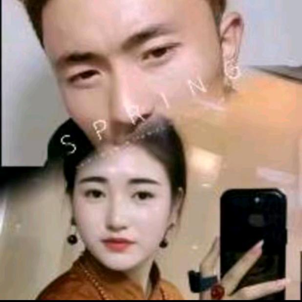 阿克卓巴
